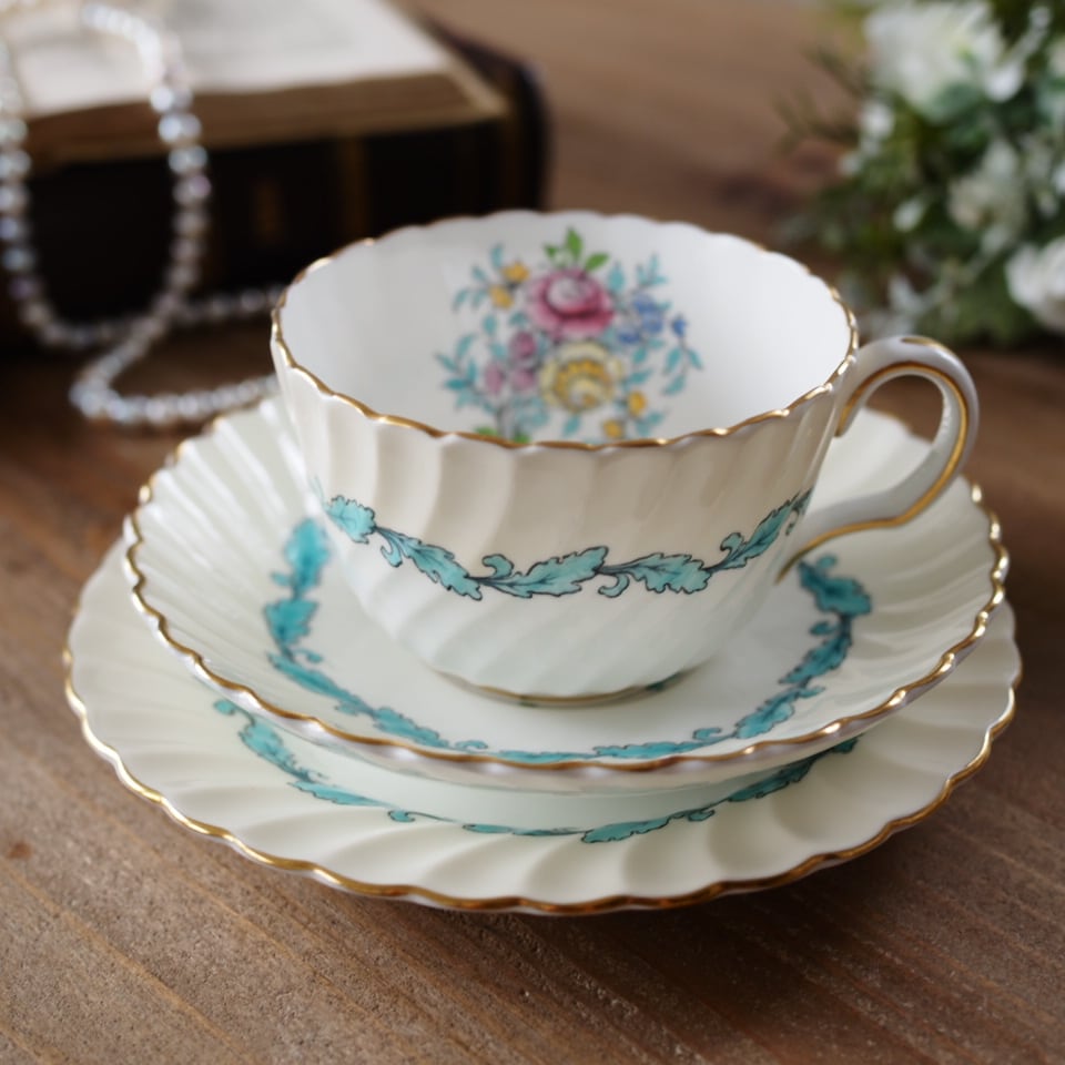カップ＆ソーサー／トリオ | antique FEELPORT アンティーク食器の専門店