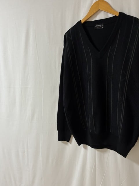 1980~90's Knitting Design V-Neck Sweater "Made in Italy"