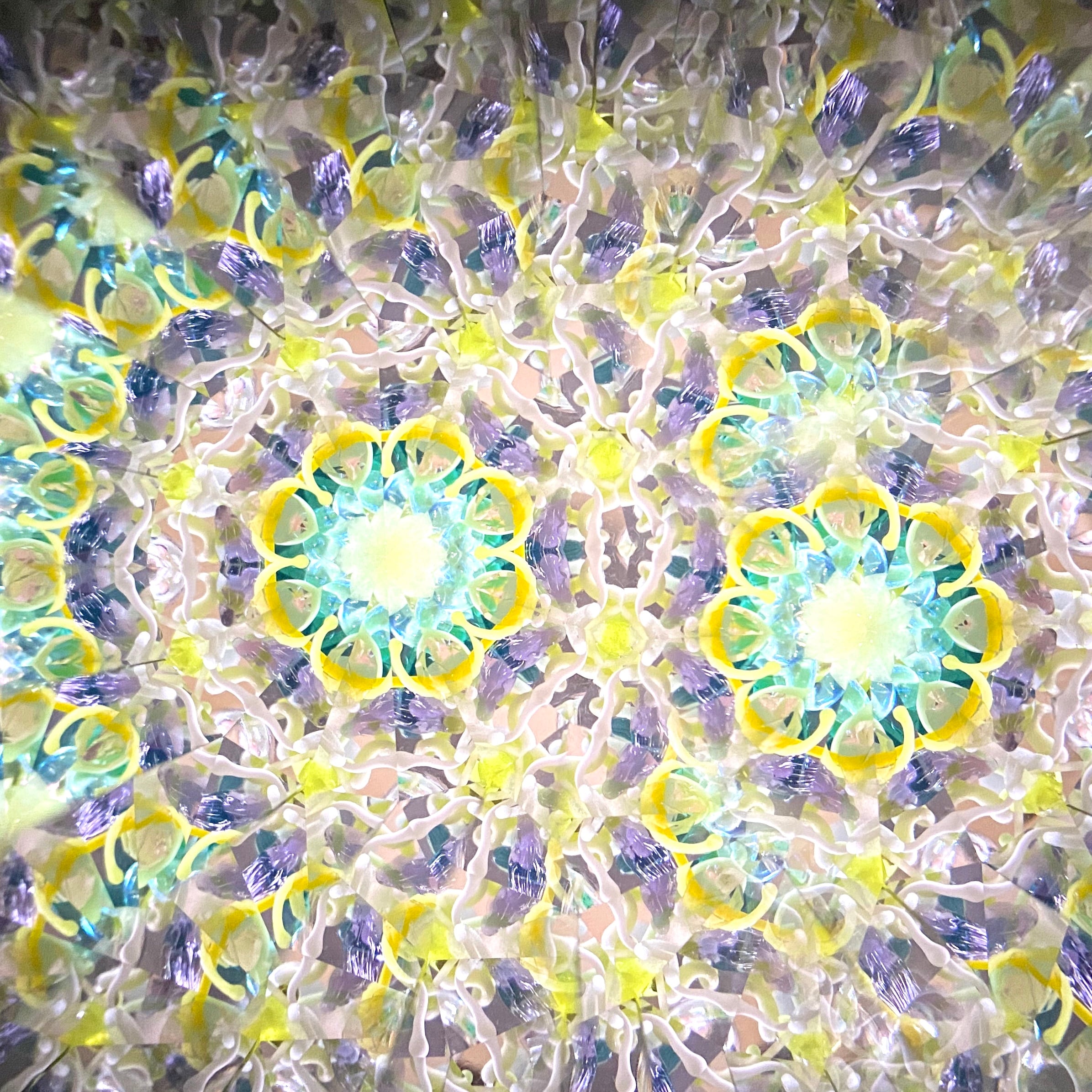 ガラスポッドの万華鏡『フラワーポッド』ドライフラワー千日紅／light