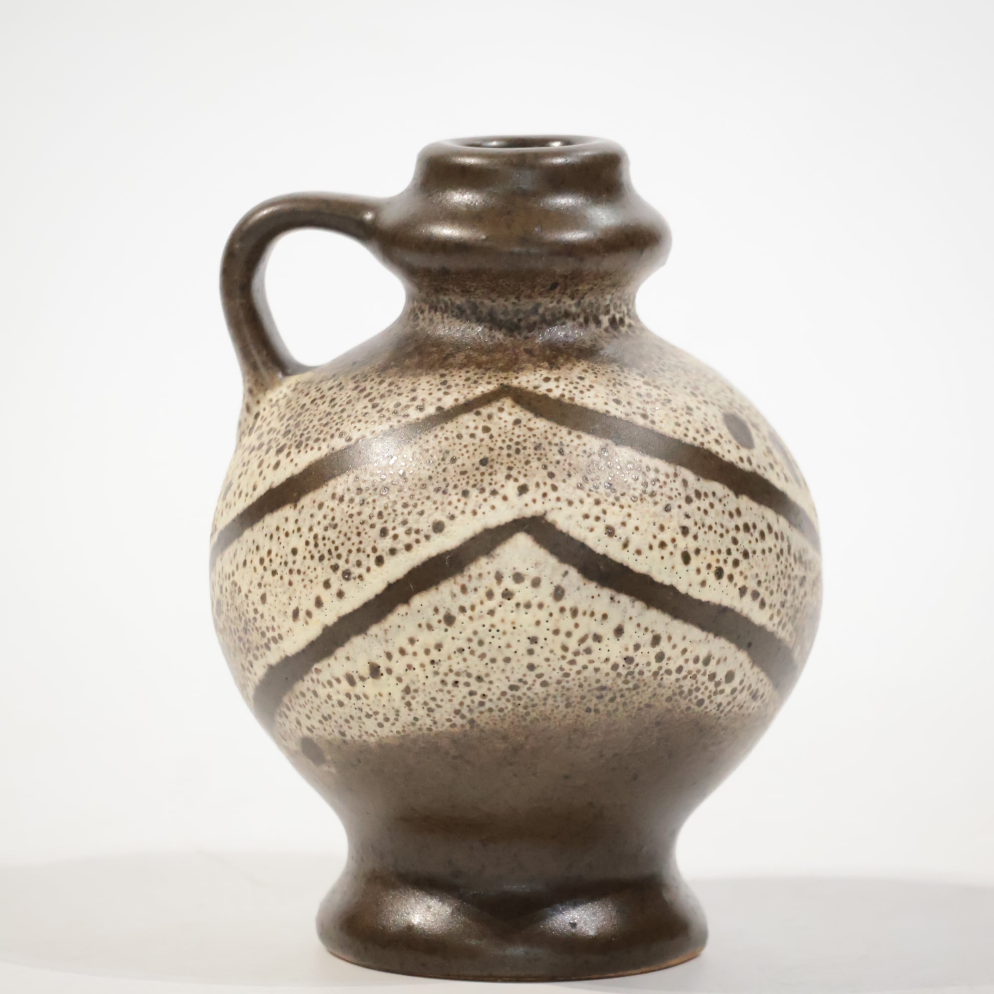 VEB Haldensleben-- 11.5cm | Fat Lava & German Art Pottery