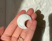 ムーンシェイプ*水晶*タイガーアイ*ハウライト*ムーカイト*ローズクォーツ*ミニサイズお月様*天然石インテリア