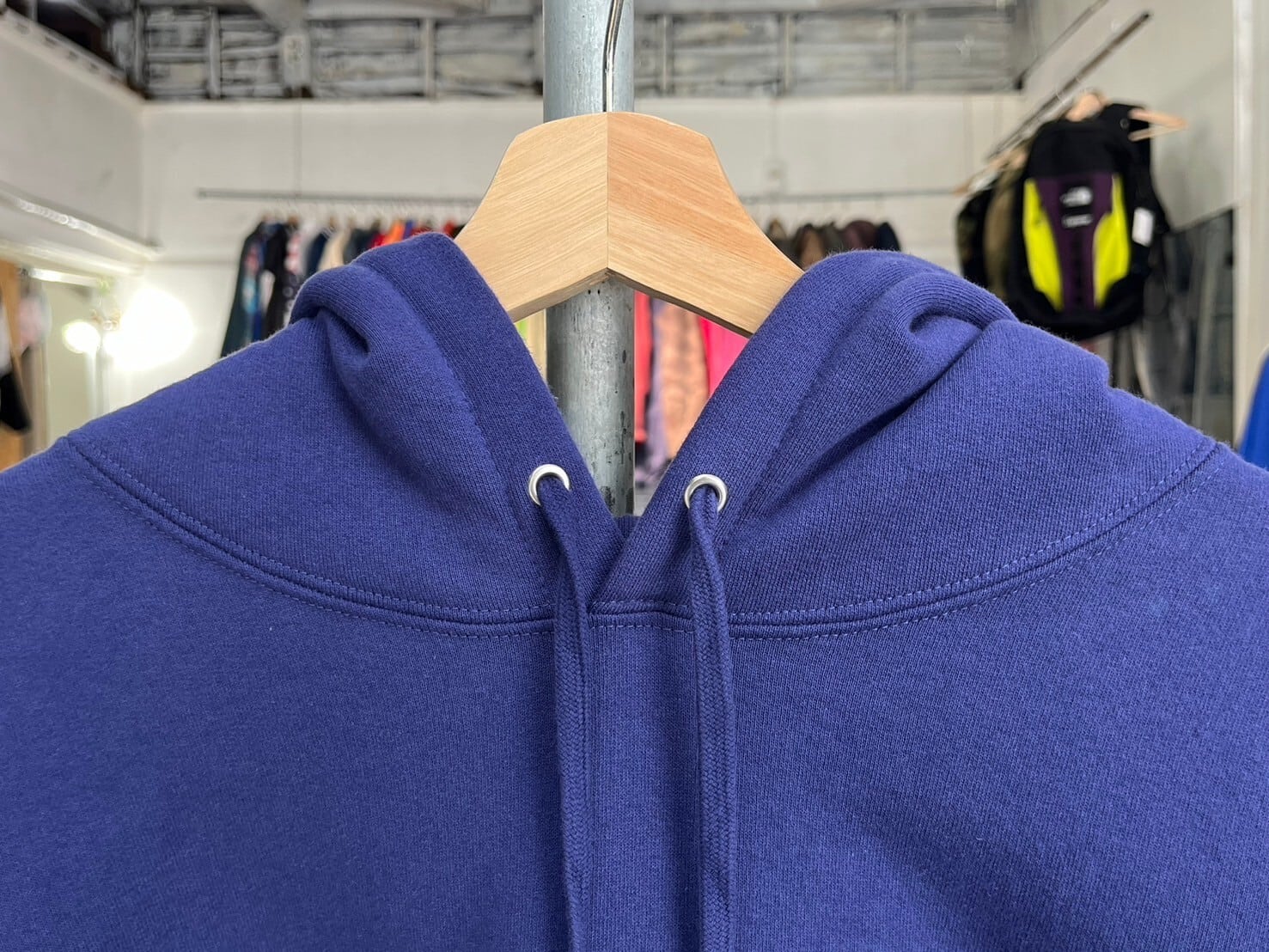 Supreme SMALL BOX HOODED SWEATSHIRT WASHED NAVY XL 09229 | BRAND  