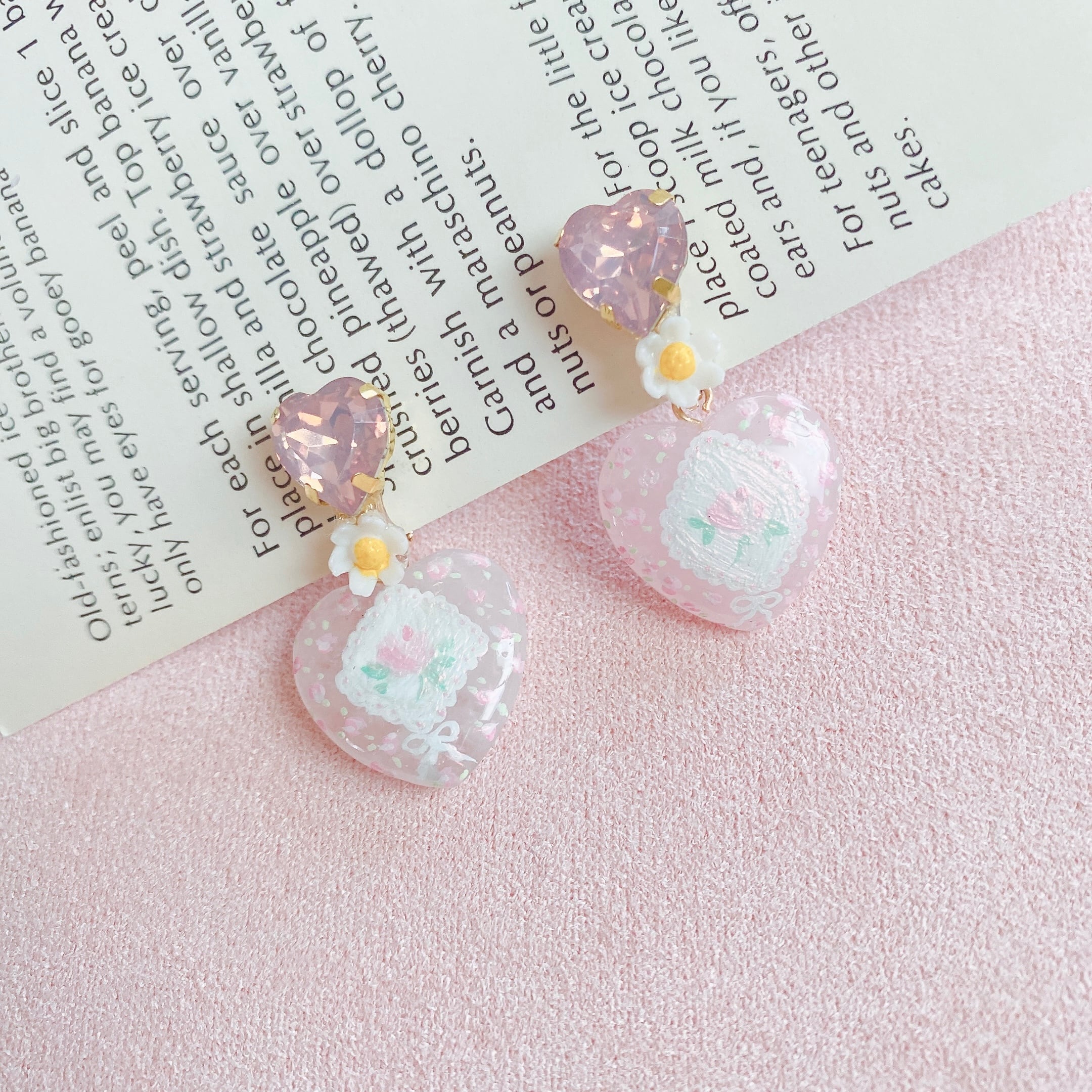 レディハンカチ耳飾りhandkerchief floral hand painted earrings（pinkイヤリング）