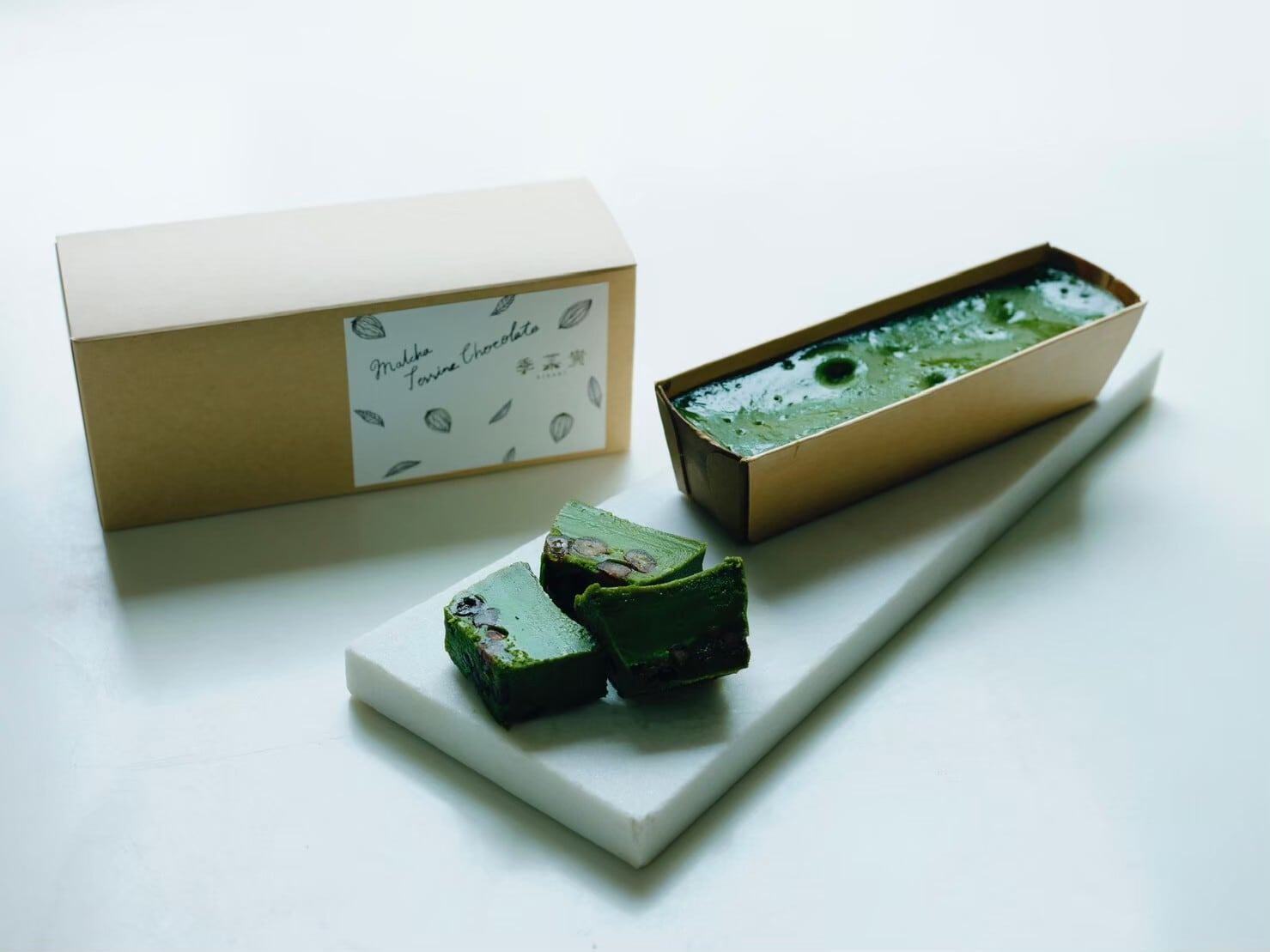 抹茶と大納言小豆のテリーヌショコラ | kikaki