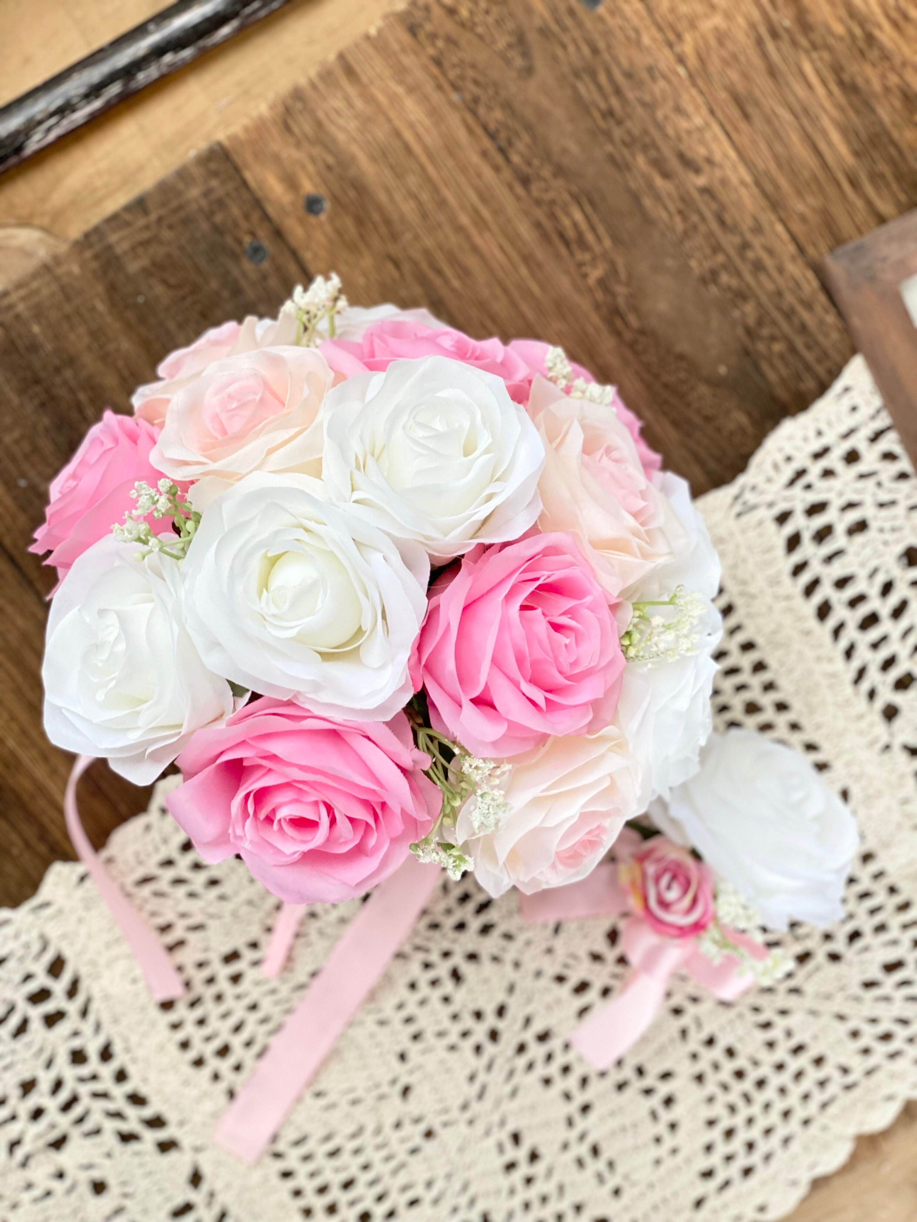 白バラ ピンク濃淡ラウンドブーケ Houkiboshi