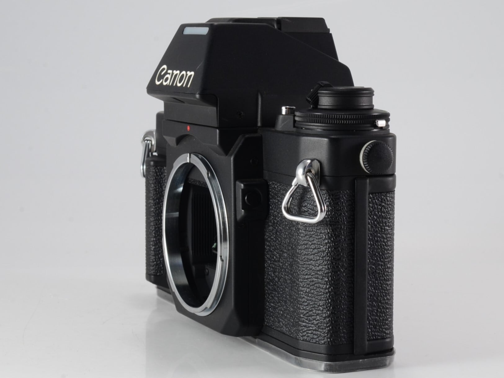 キャノン　NEW F-1 AEファインダー+単焦点レンズ4本+ワインダーFN 中古】(キヤノン) Canon New F-1 AEファインダー+AEモータードライブFN