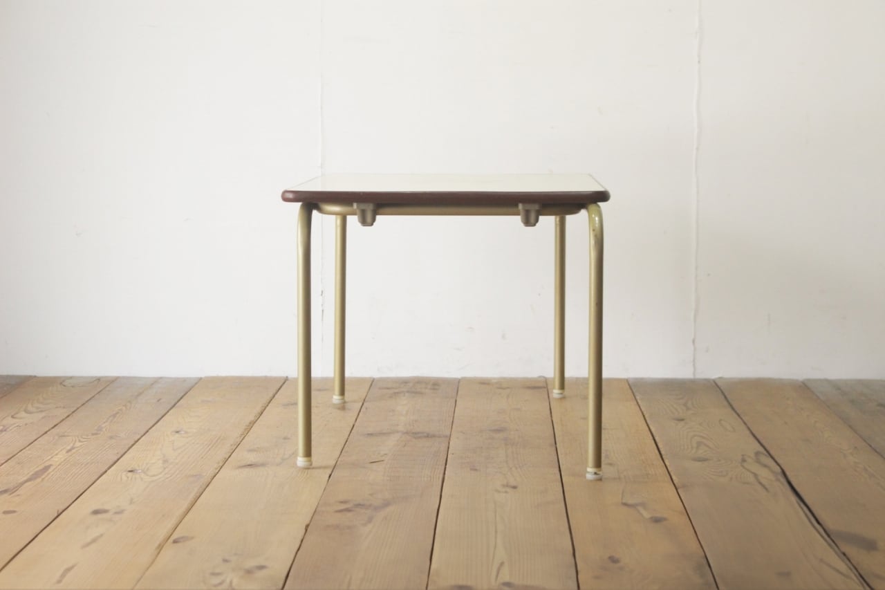 レトロ 幼稚園 センターテーブル ローテーブル 机 展示台 ディスプレイ  