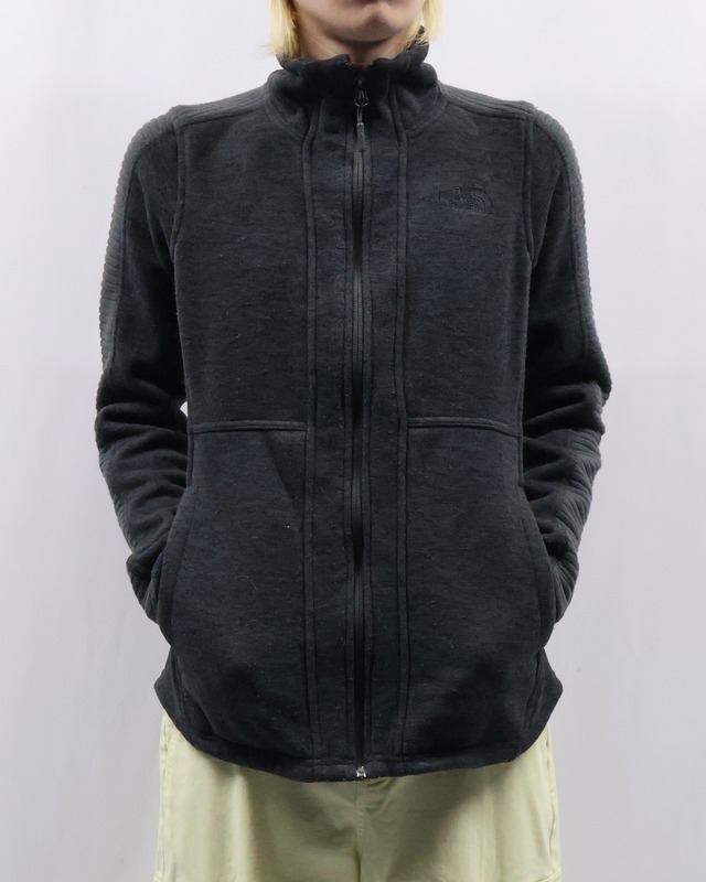 "THE NORTH FACE" pattern fleece jacket