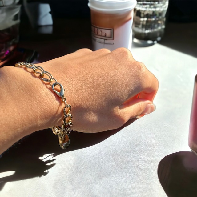 gold chain bracelet