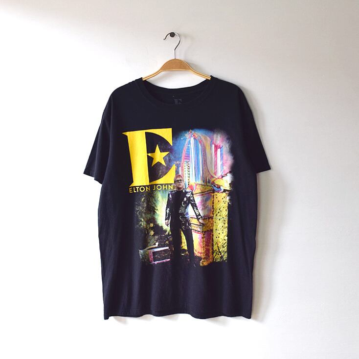 19年 エルトンジョン ツアーTシャツ ロックTシャツ バンドTシャツ ELTON JOHN ミュージック メンズL 古着 @AA0007 |  ヤング衣料店 powered by BASE