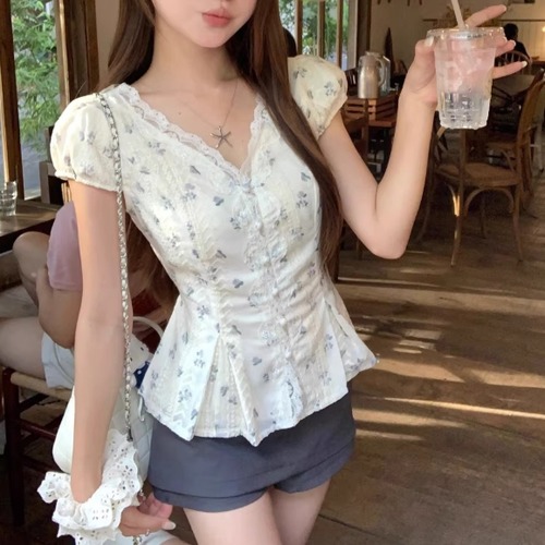 小花柄レースVネックタックブラウス ・78671