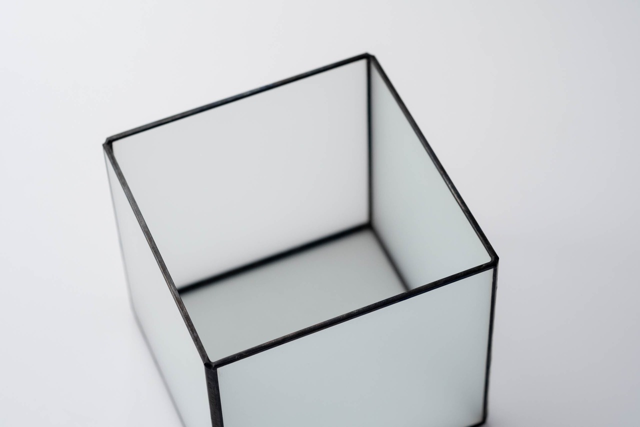 MONOLITH PLANTER