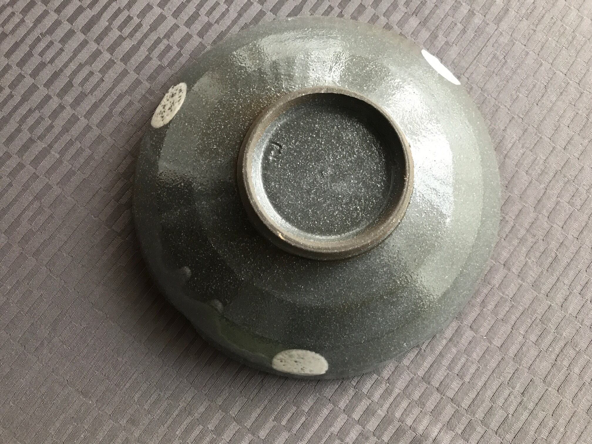 粉引きぺたぺたりードット鉢M