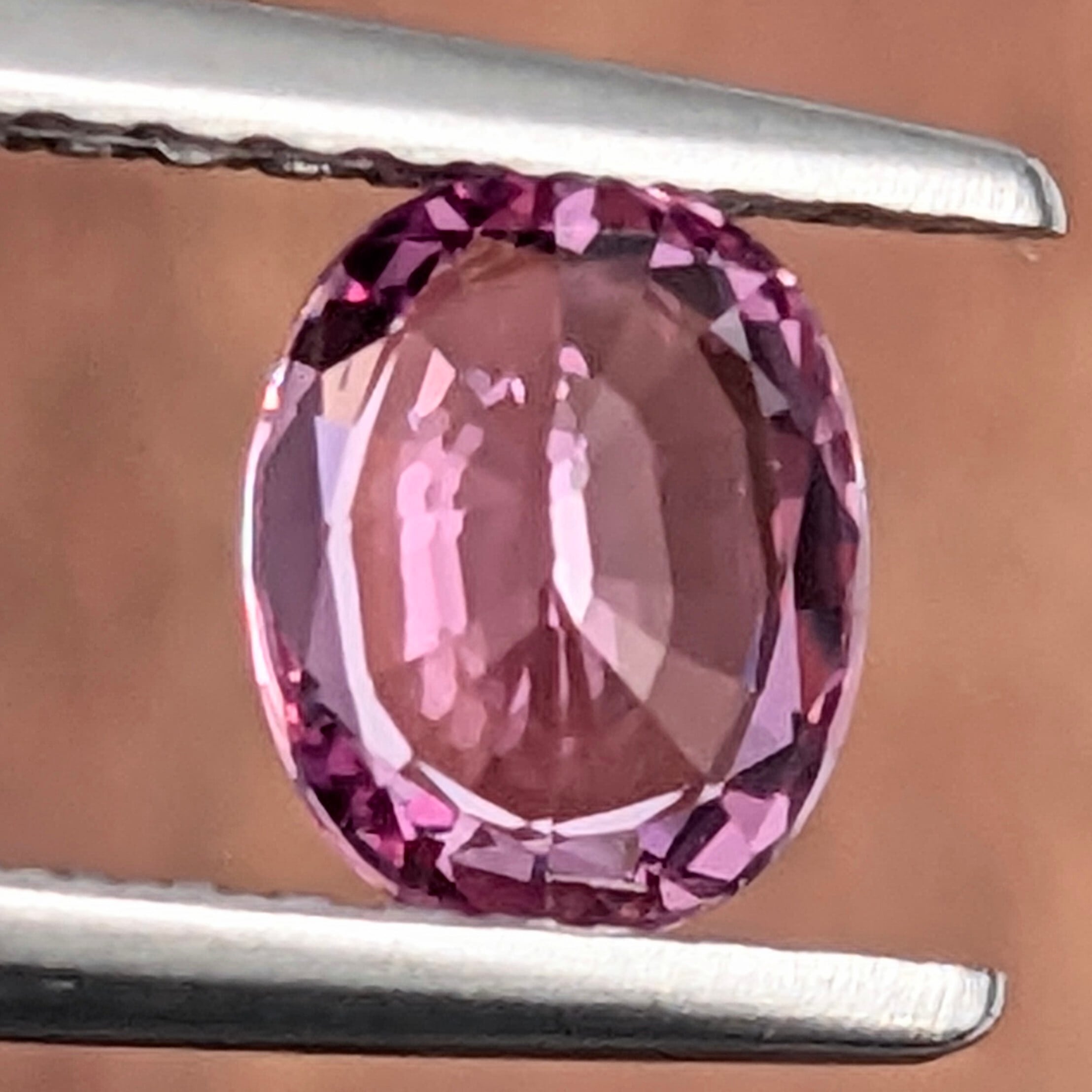 天然ピンクサファイアルース1.773ct ソーティング付き 天然ピンクサファイアルース1.773ct ソーティング付き