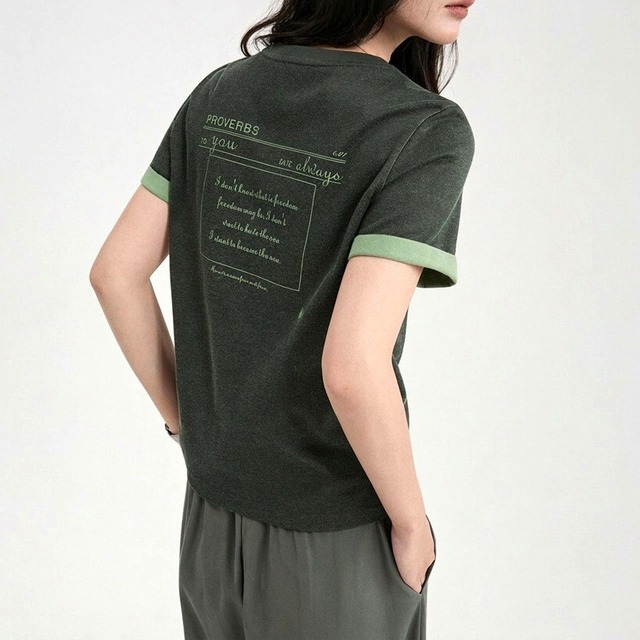 バックロゴデザイン　半袖クルーネックTシャツ　グリーン　S0040 　