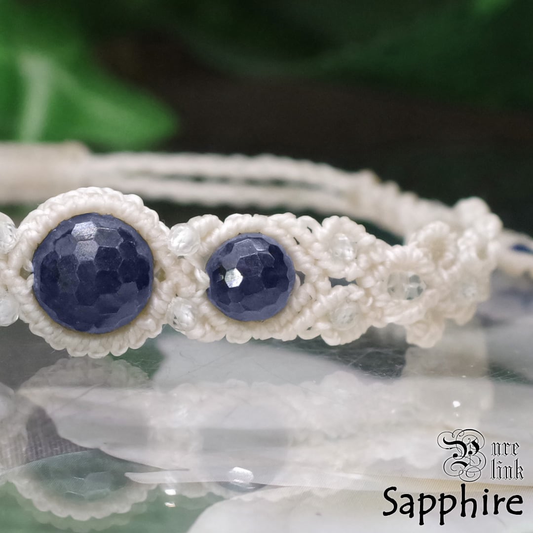 S.H.Figuarts (真骨彫製法) 仮面ライダーダークキバ ブレスレットサファイア、ジルコン