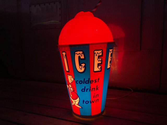 ICEE BEAR LIGHT UP SIGN | CEREAL（シリアル）