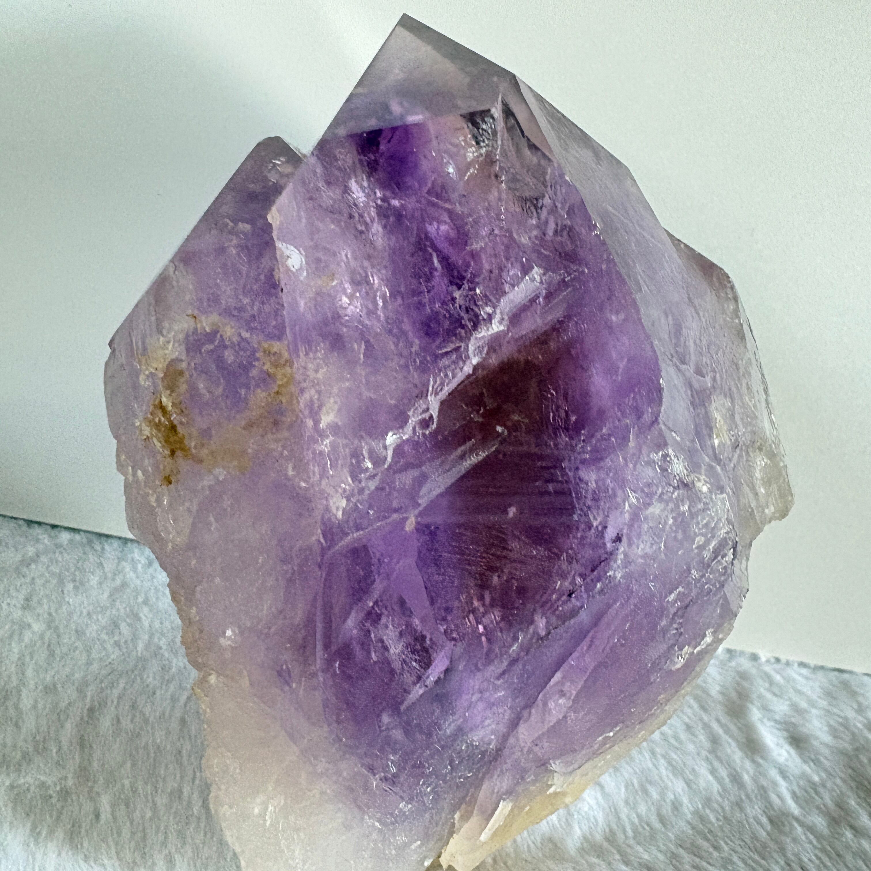 ボリビア産 アメジスト原石（アメトリン母岩）｜内部に淡い黄色を含む希少鉱物標本・約632.5g・未加工原石