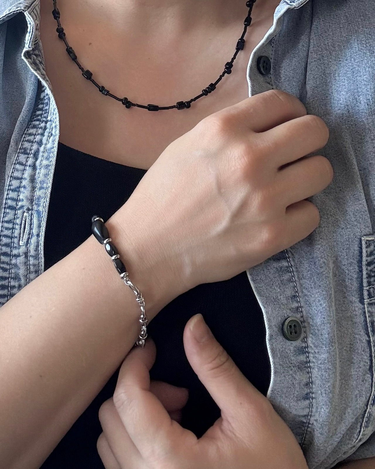 Lien Argent（リアン・アルジャン）ー 抜け感を出したい日のチェコヴィンテージビーズ ブレスレット