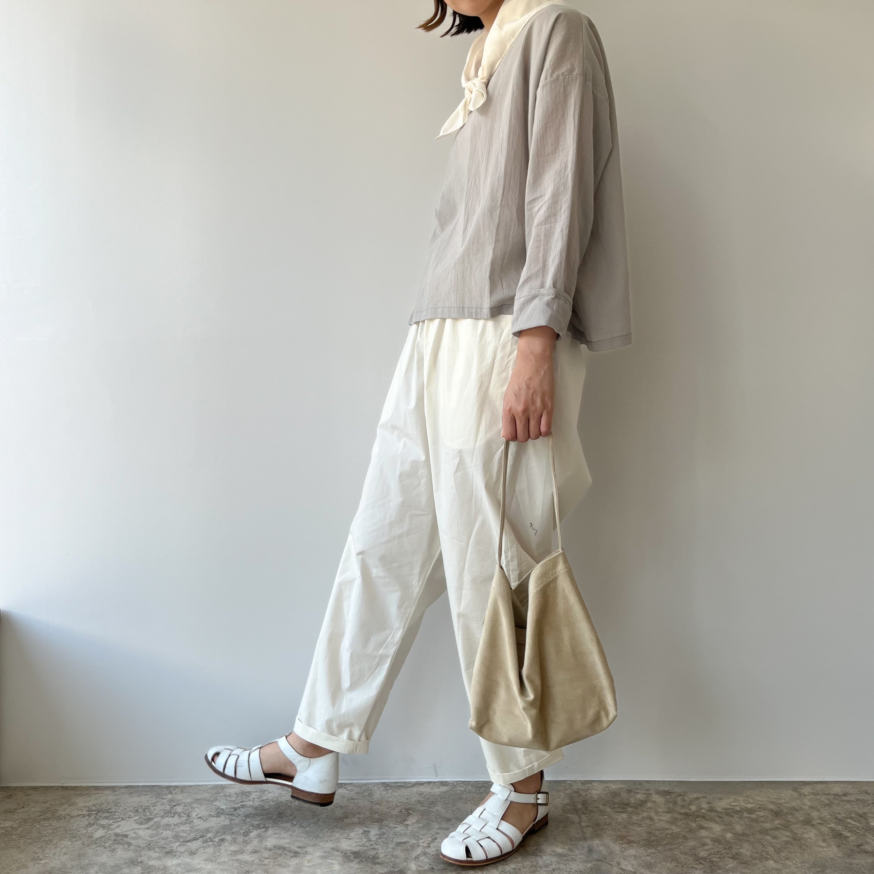 Yoli Simple wide blouse beige 2023ss 2024SS ヨリ Yoli Simple wide