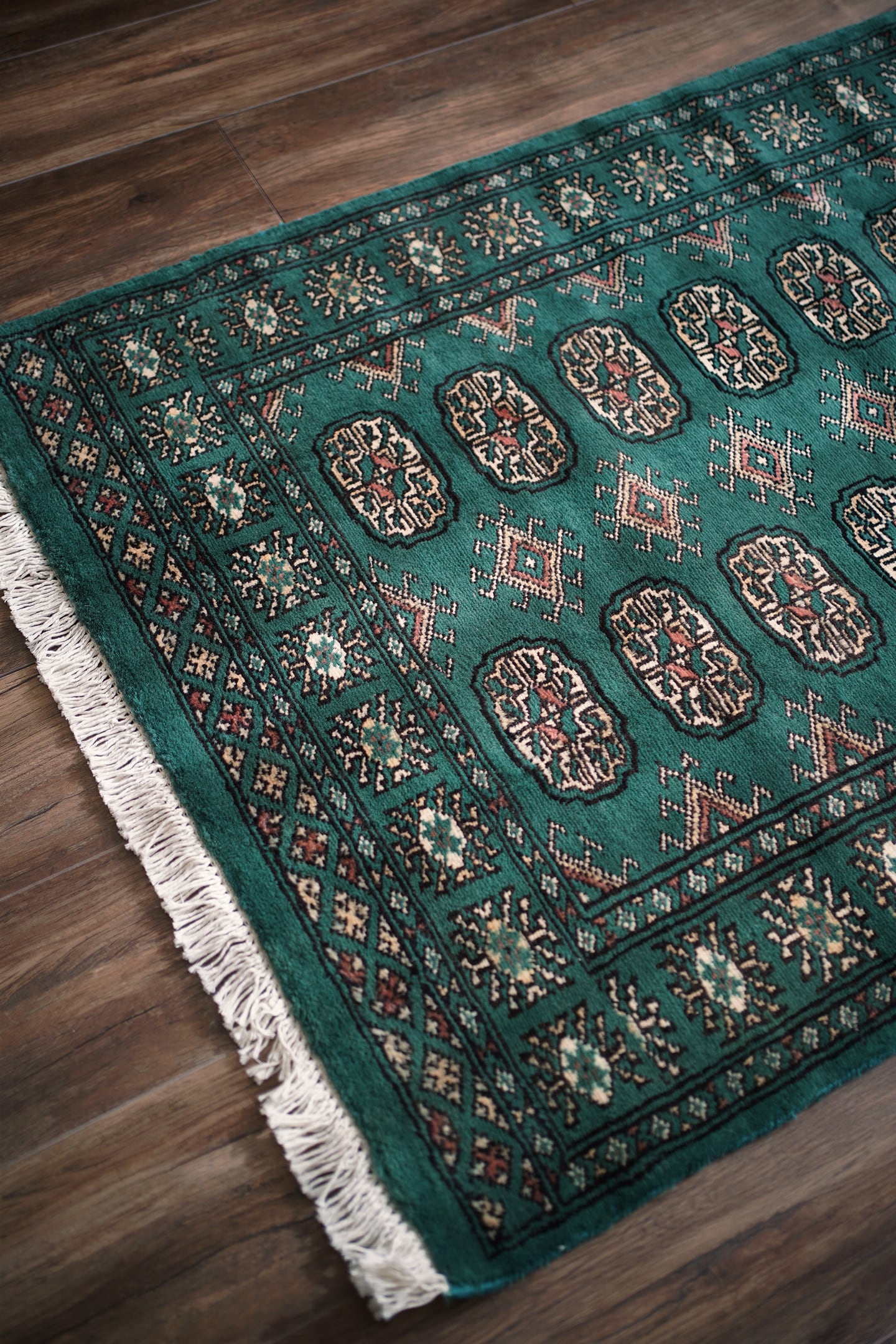 763】Vintage Pakistan Bokhara rug 2000's | ヴィンテージラグ専門店