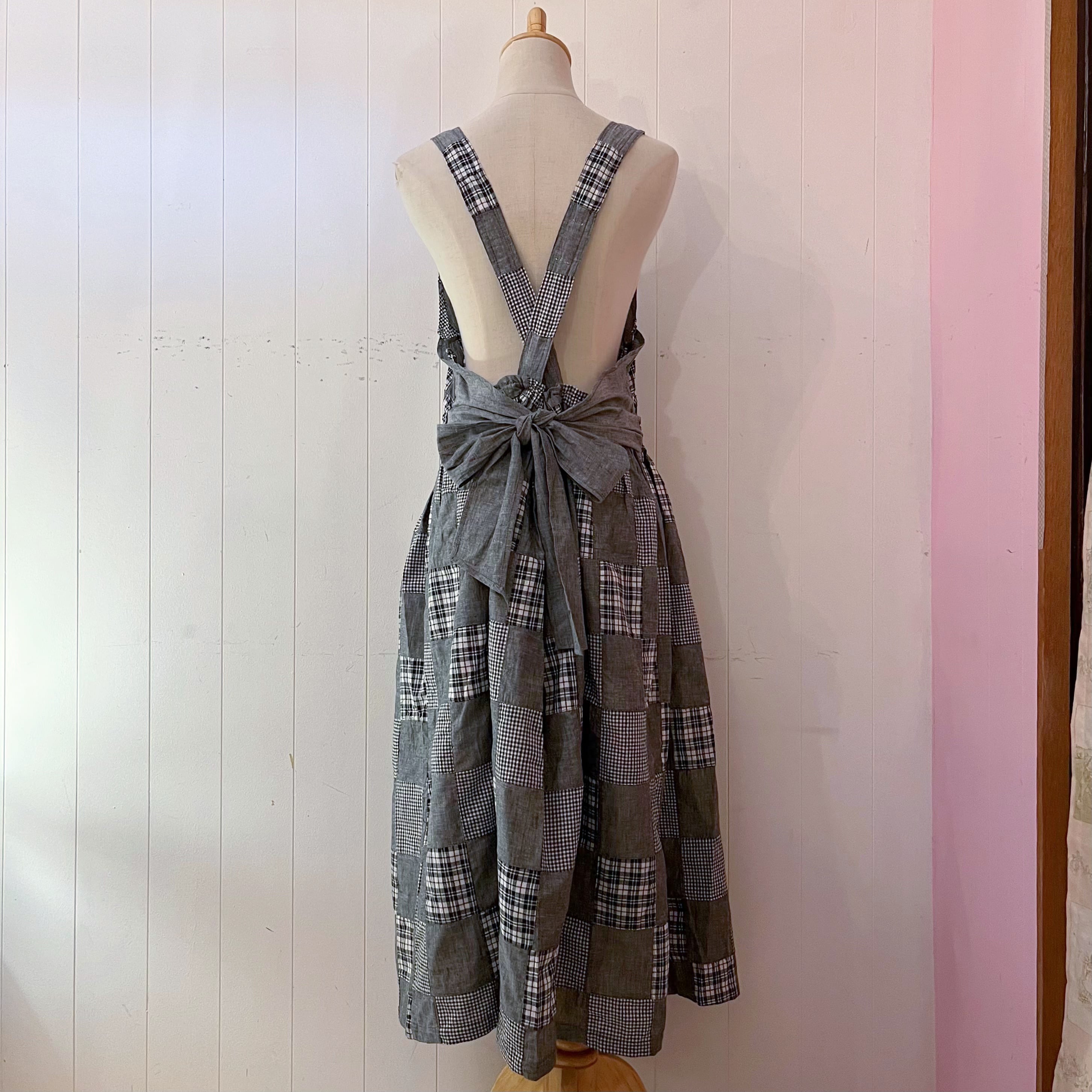 patchwork check apron one-piece