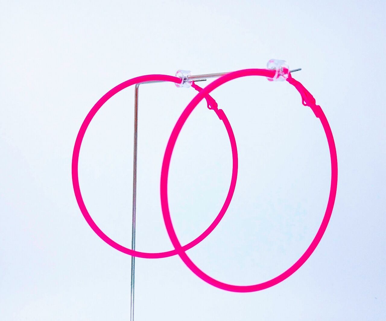 フープピアス ネオンピンク 蛍光 ネオンカラー ダンス イベント フェス クラブ 目立つ 派手 発表会