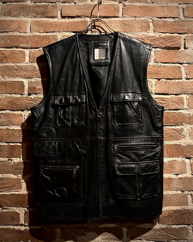 【Caka act3】Multiple Pocket Gimmick Vintage Leather Vest