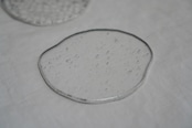 【OUTLET】PUDDLE GLASS PLATE / S / W85×H95 / CLEAR BUBBLE