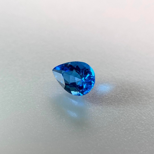 すぴか様　◇アウイナイト◇（蛍光）ドイツ産　0.185ct