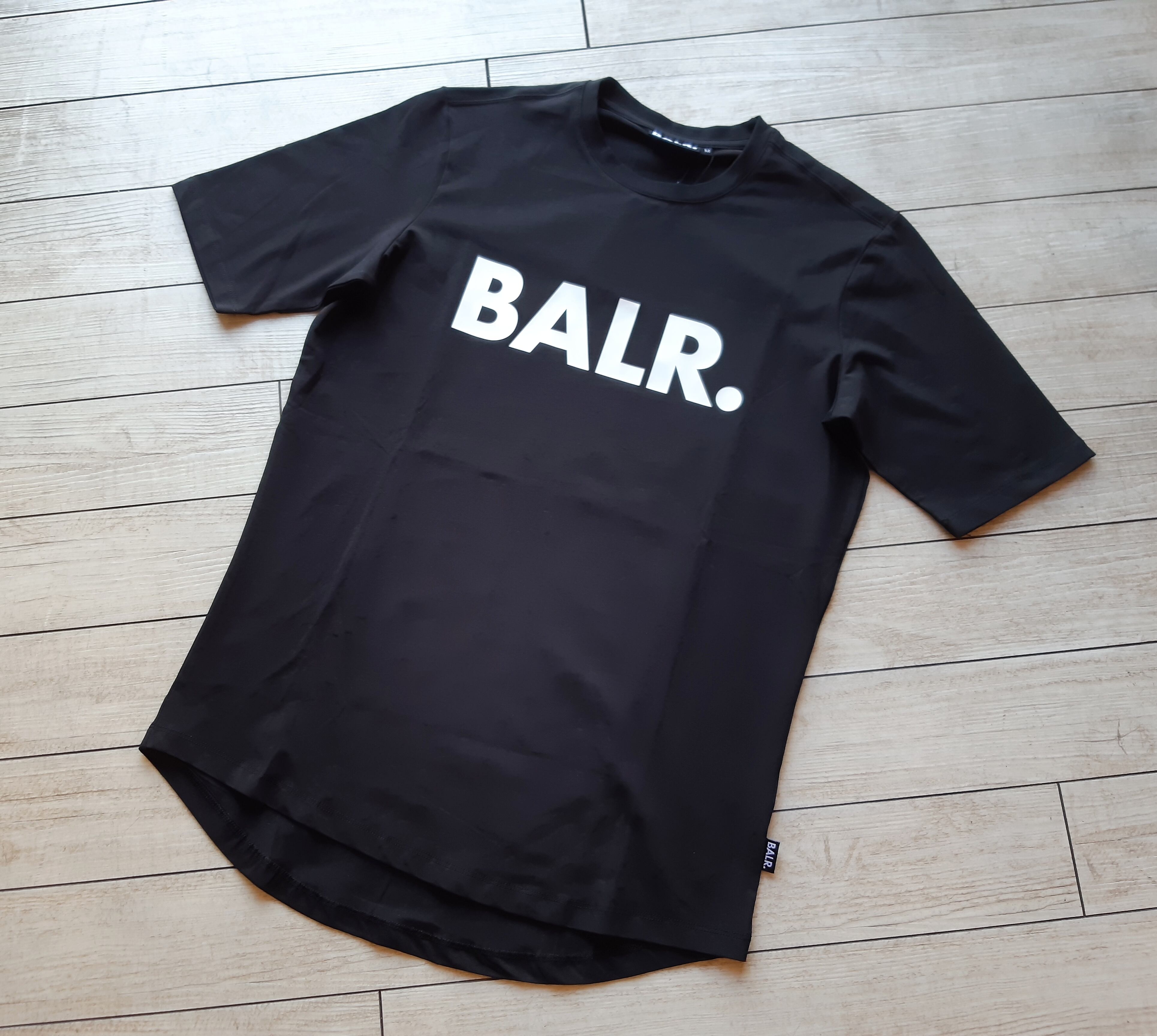 BALR. ボーラー クルーネック Tシャツ/BRAND STRAIGHT T-SHIRT メンズ BLACKBLUE