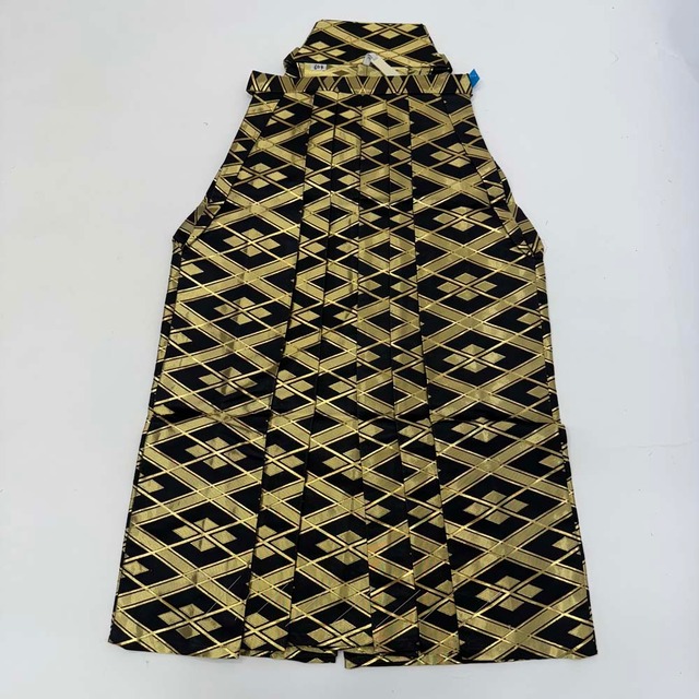 袴 行灯袴 男袴 紐下丈83cm 男性用袴 Mサイズ 成人式袴 金 黒 中古 4647