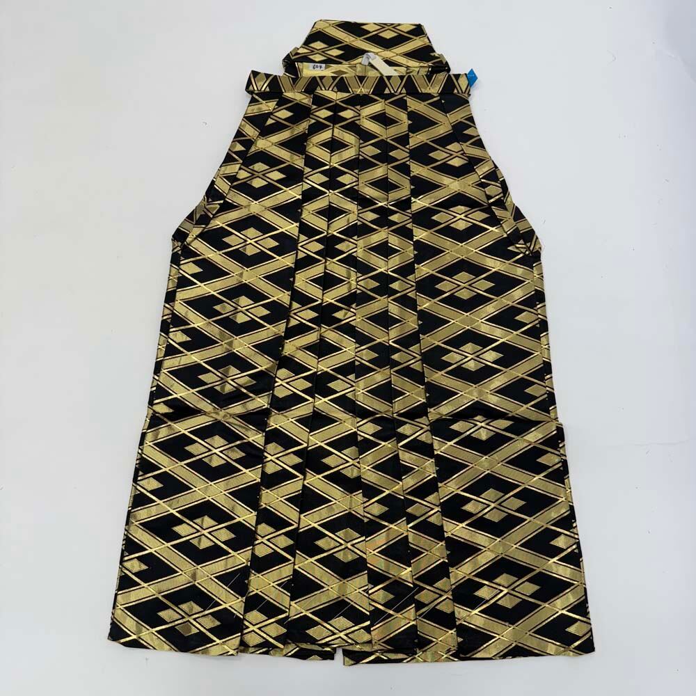 袴 行灯袴 男袴 紐下丈83cm 男性用袴 Mサイズ 成人式袴 金 黒 中古 4647