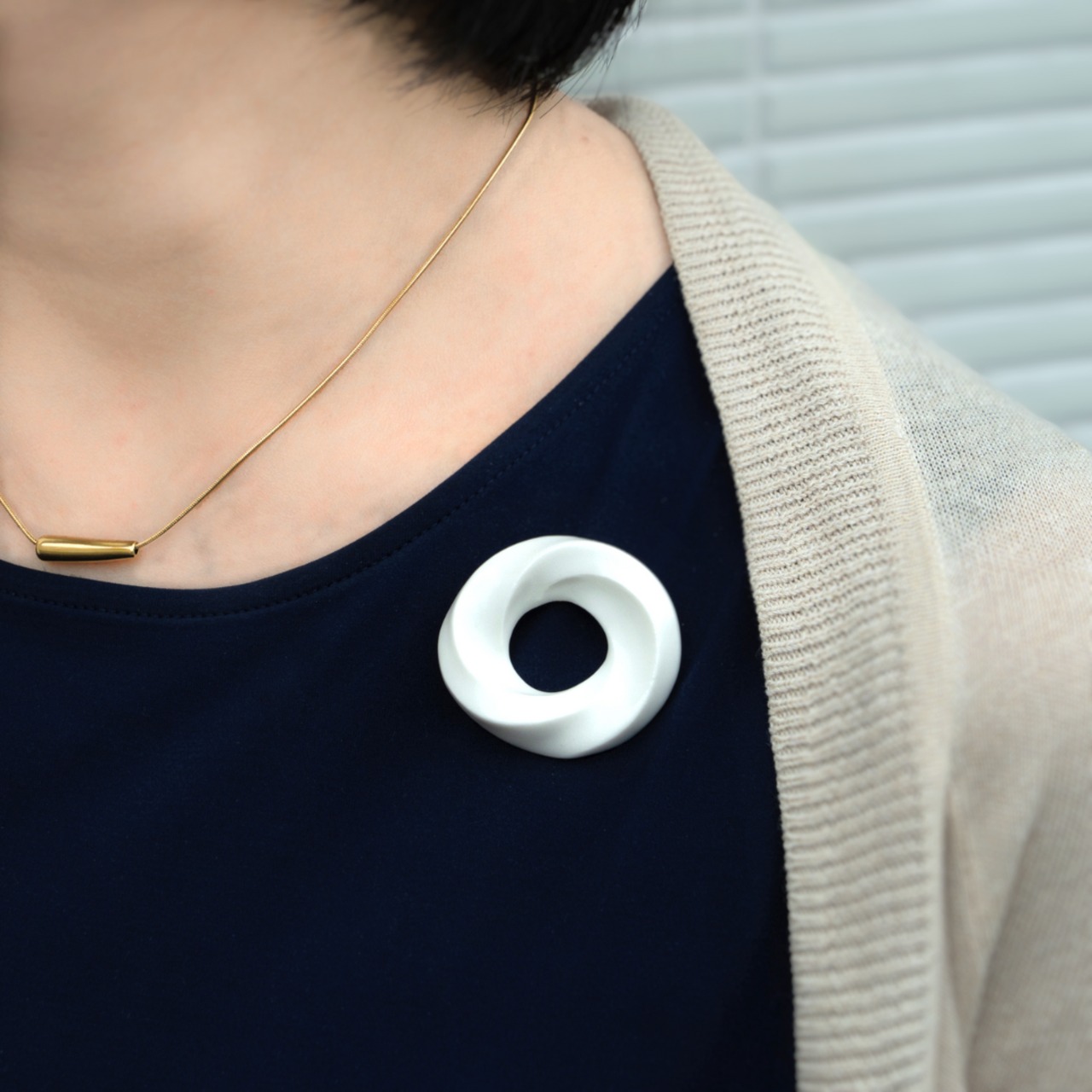 くるり　ブローチ