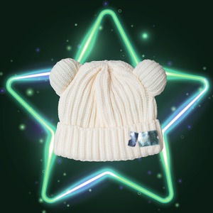 stuffed bear hat / polar