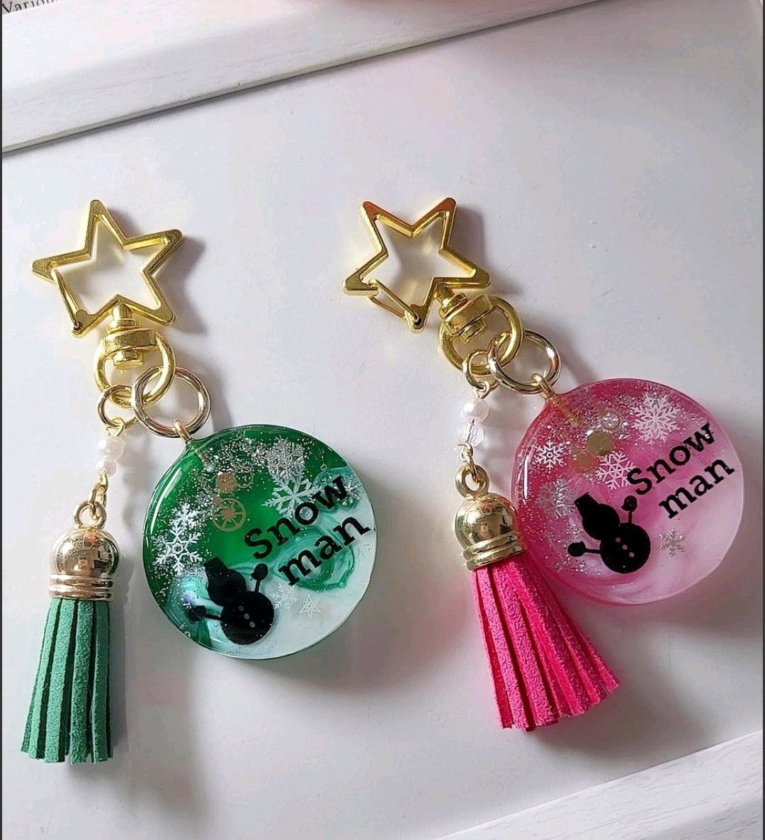 X'mas☆雪ダルマとツリー　他レジンキーホルダー計6点 3f702f96b5310d05c544d6d5c4e9eb