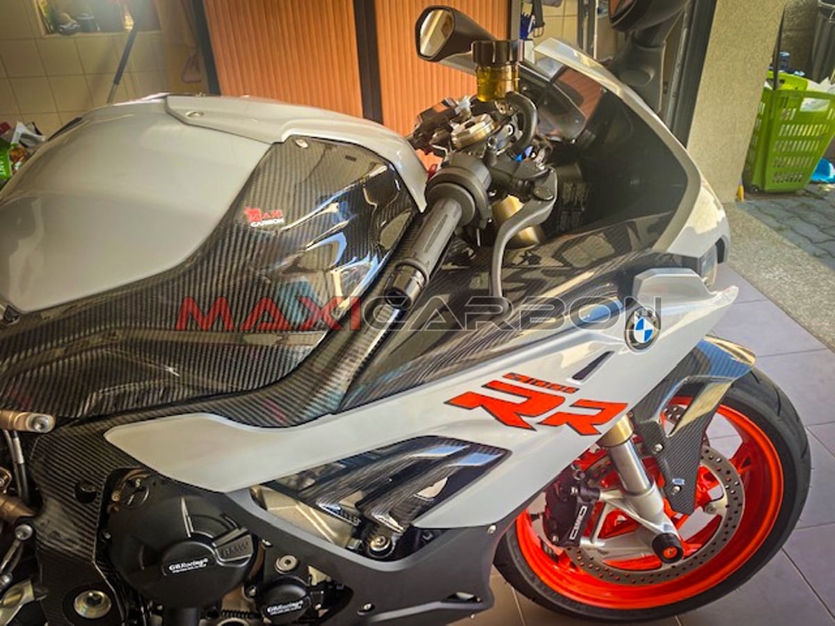 S1000RR フロントフェンダー | Maxicarbon Japan