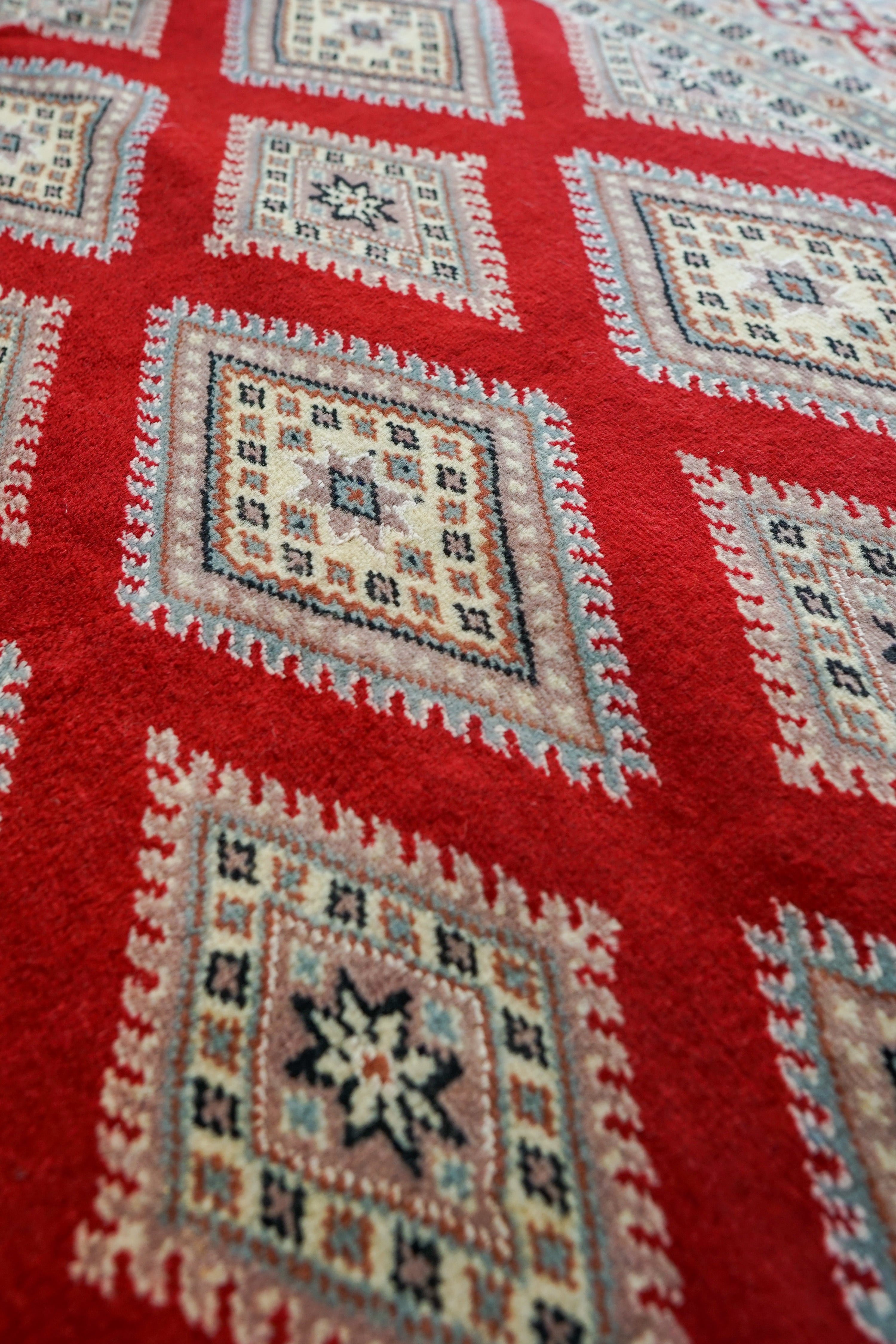 250×250cm【パキスタン手織り絨毯】 | Decorworks 250×250cm【パキスタン手織り絨毯】 | Decorworks