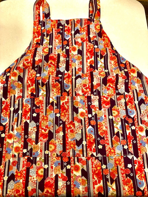 和の花柄エプロン　Cotton Apron with Japanese flowers