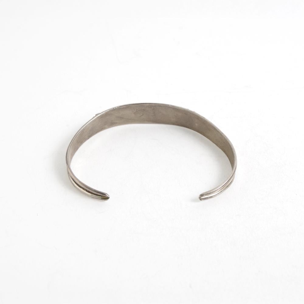 INDIAN JEWELRY インディアンジュエリー】Navajo 8Turquoise bangle