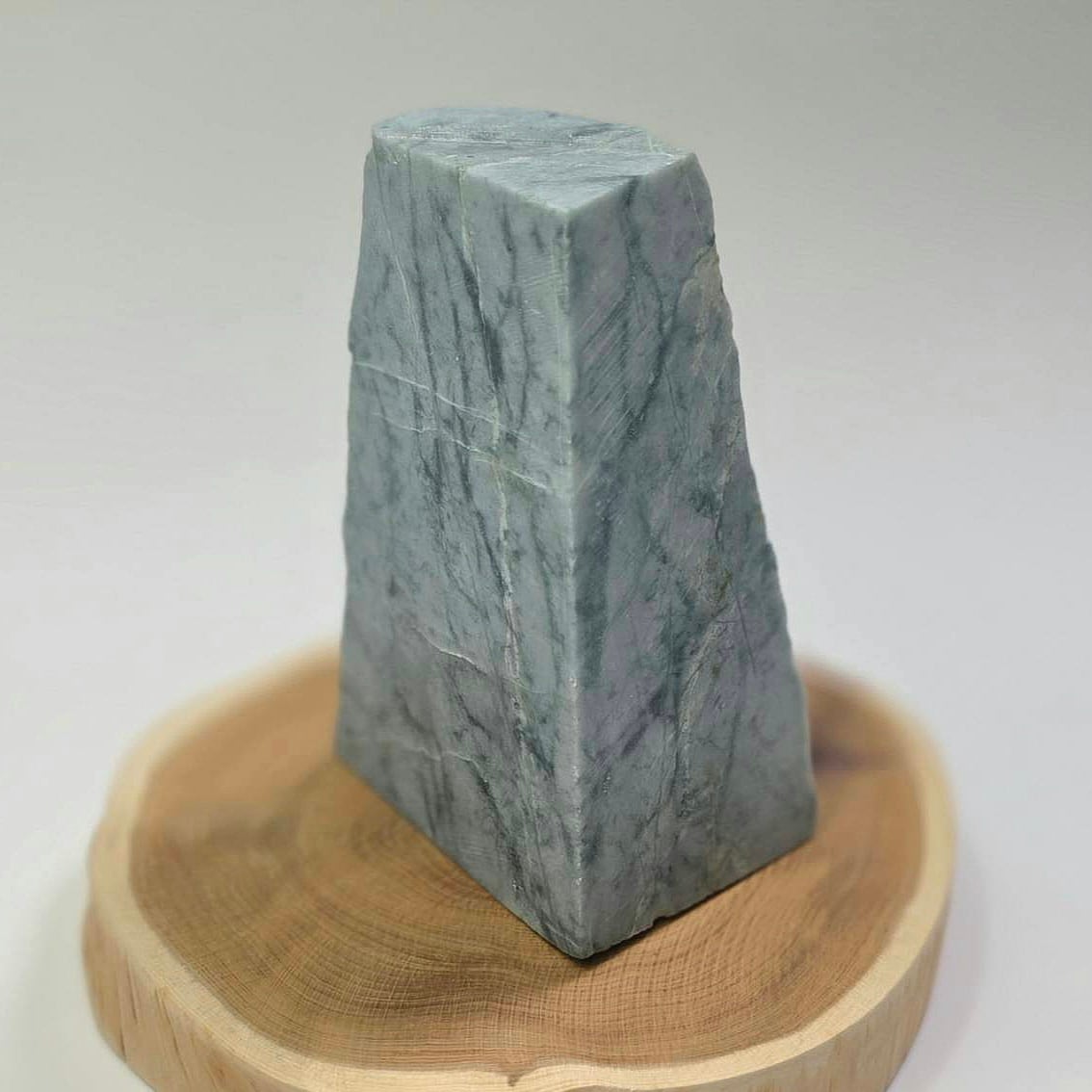原石 | 糸魚川翡翠工芸家 赤羽可行BASE