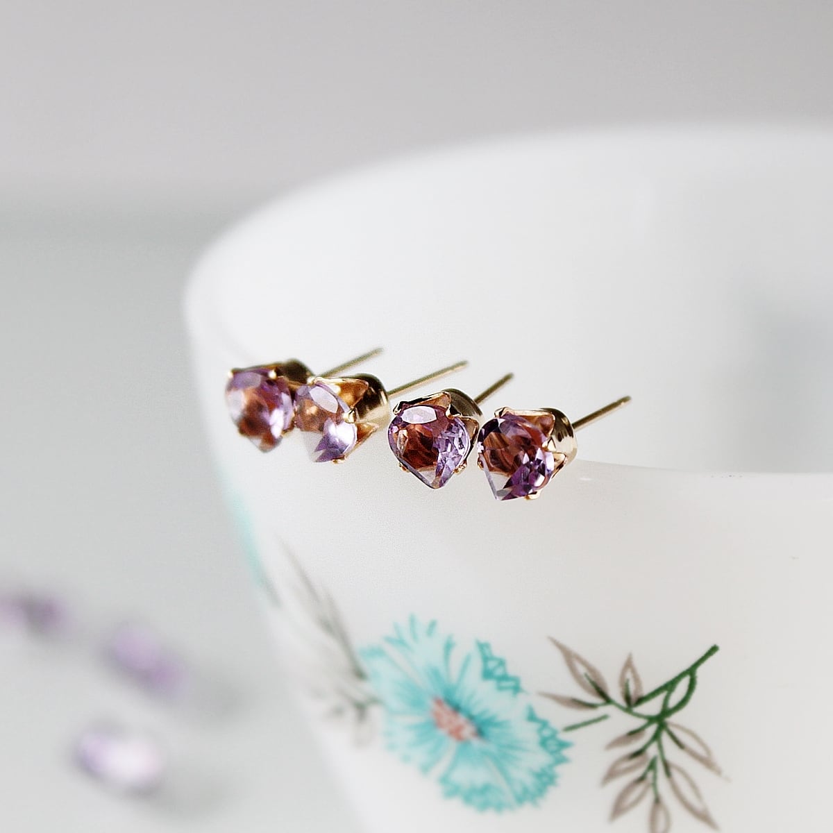 大粒ピンクアメジストの花びらピアス【アジサイ】6mm 14Kgf | Bear's