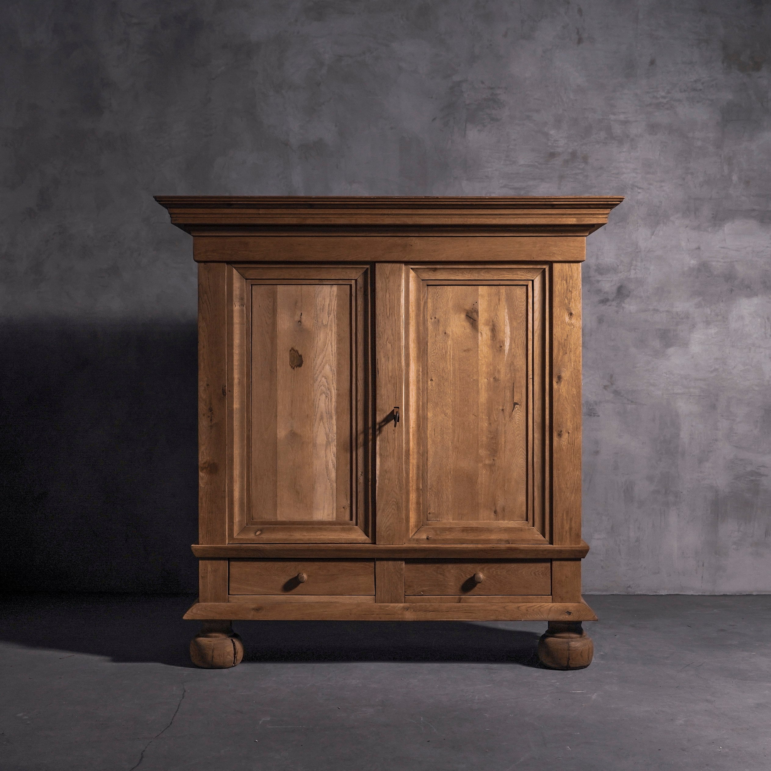 キャビネット/アンティーク大型キャビネット/ナチュラルスタイル/北欧家具/ヨーロッパ家具/オーク家具