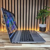 『美品』HP 250 G9  高性能  Core i5第12世代  SSD256GB  メモリ8GB FHD  人気ノートパソコン