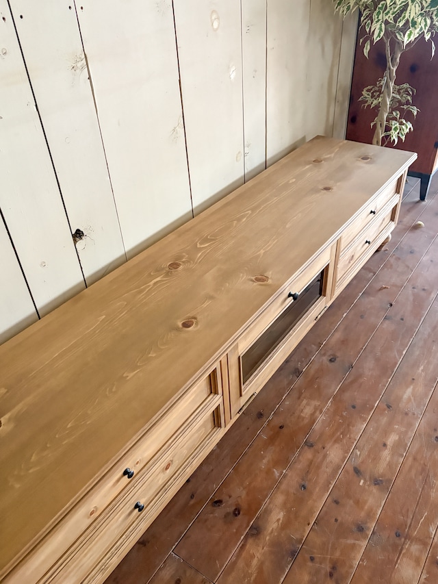 オールドパイン家具風テレビボード (アンティークローボード・オーダーメイド家具)W1500〜1800