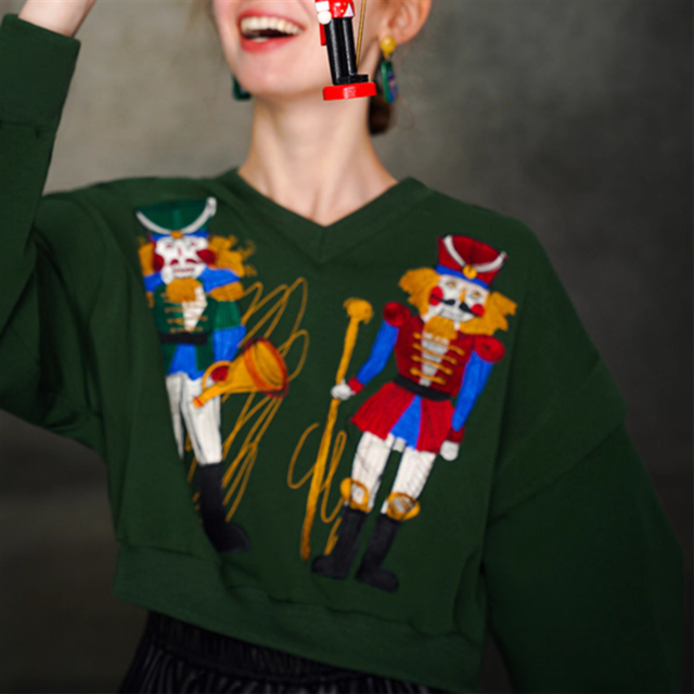 【Camoooni】くるみ割り人形刺繍スウェット　10830