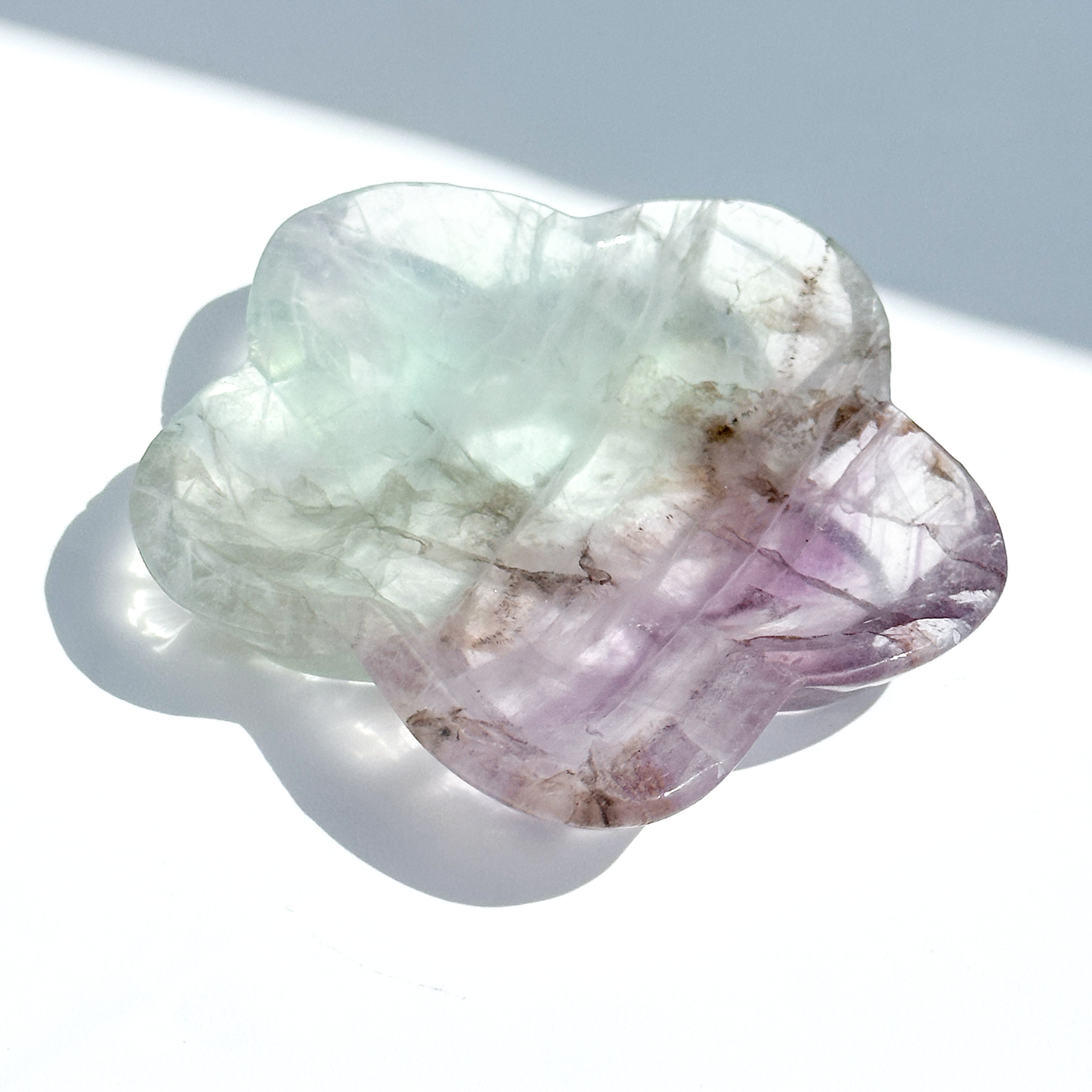 レインボーフローライト花型のうつわ01◇ RainbowFluorite ◇天然石・鉱物・パワーストーン・インテリア