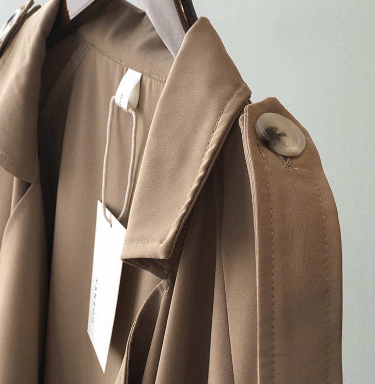 ドレープ薄手トレンチコート