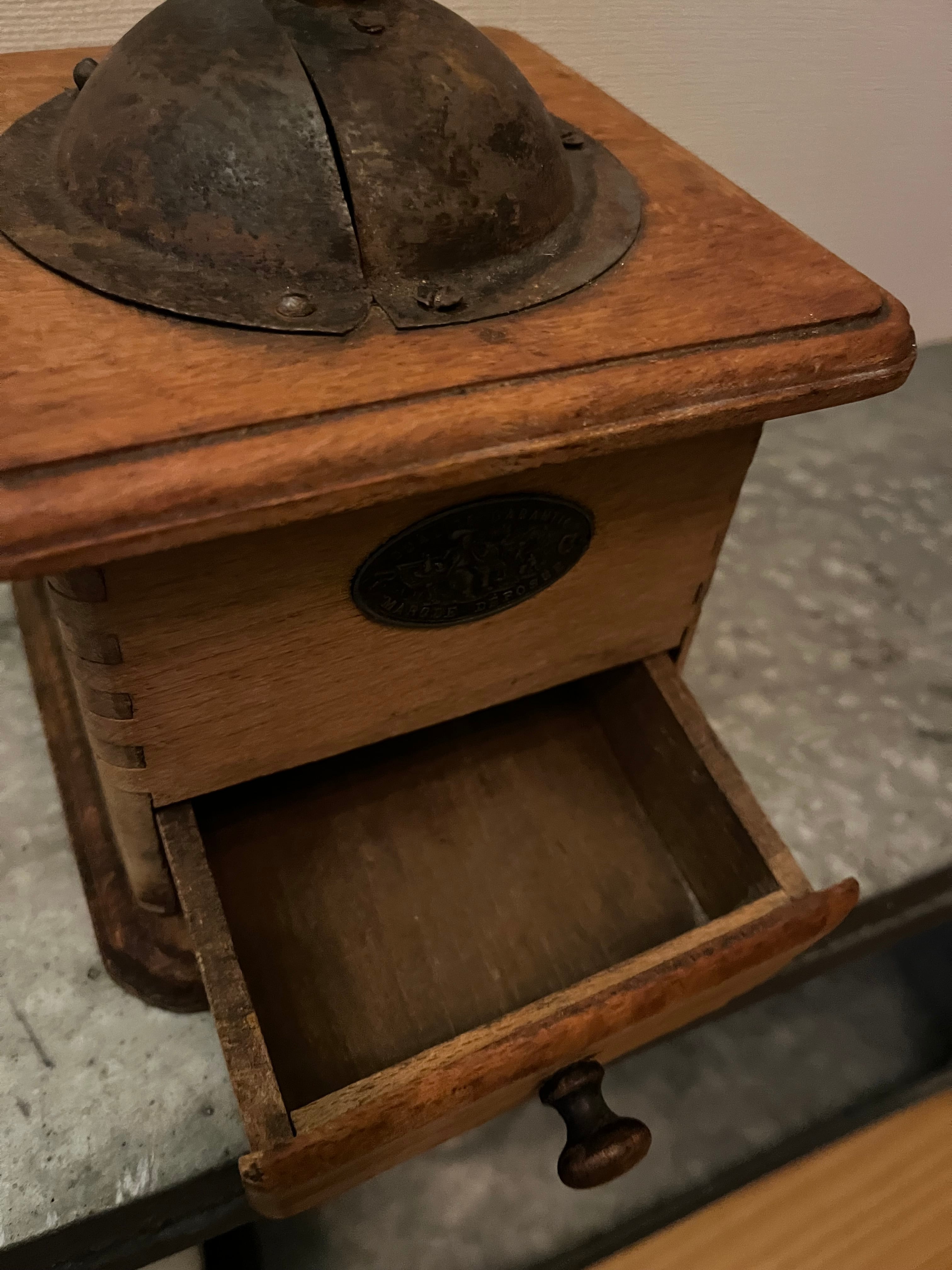Coffee Mill antique＜コーヒーミル・木製ミル・古道具・アンティーク