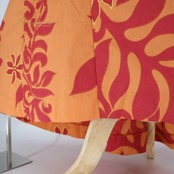 フラダンス 衣装 ワンピース ドレス レッド系 ハワイアンプリント アロハ フラ ダンス ハワイアン レッスン 練習 オレンジ系 赤 橙 かわいい おしゃれ 上品 華やか 鮮やか 五分袖 光沢 高級感 花柄 コットン ゆったり エレガント カジュアル 夏向け パーティー 女性用 ファッション